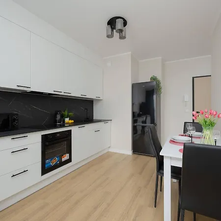 Elegant Aleje Jerozolimskie With Air Conditioning By Renters * Warszawa