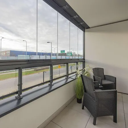 Elegant Aleje Jerozolimskie With Air Conditioning By Renters Lejlighed Warszawa